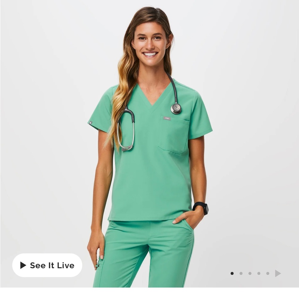 Figs - Catarina One-Pocket Scrub Top